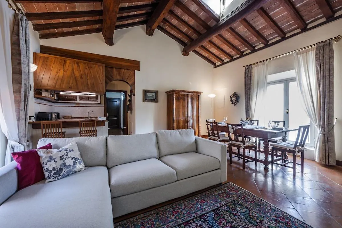 Ferienwohnung Lusso In Centro - Parking, 9 Persone, 200Mq, 3 Bagni Modena Apartment